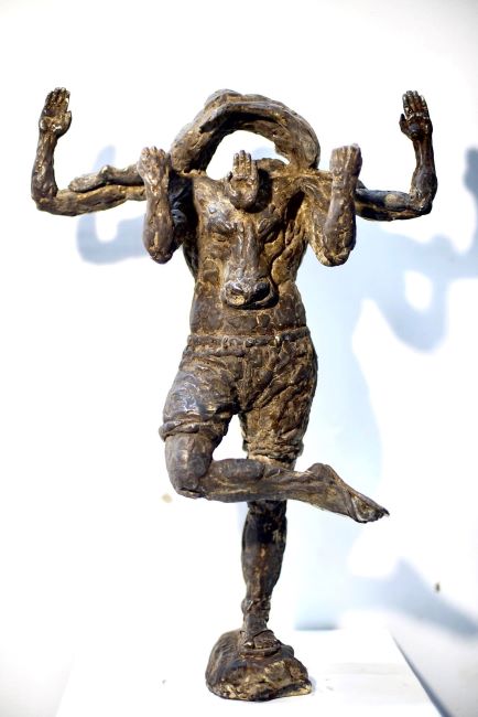_Curfew (edition 2#9, there will be 2 sizes) 2023 Đồng Bronze 50 x 14 x 35 cm