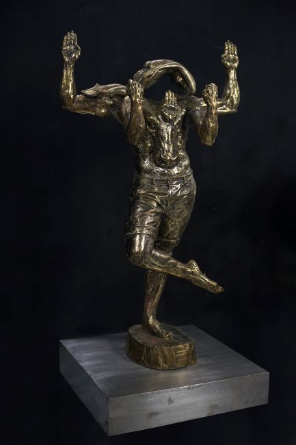 PDT_Gio Gioi Nghiem_Curfew (edition 1#3, there will be 2 sizes)_2022_Bronze_136 x 81 x 37 cm