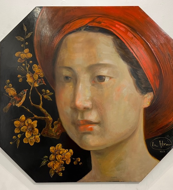 TMT_Chan Dung Ba Hoang_Portrait of A Queen_2023_OIl, lacquer on wood_120 x 120 cm